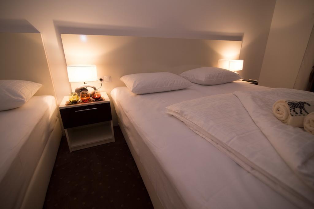 Luxury Apartments Tasa Требине Екстериор снимка