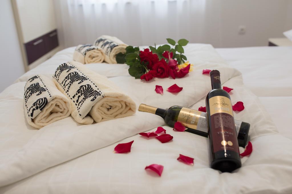 Luxury Apartments Tasa Требине Екстериор снимка