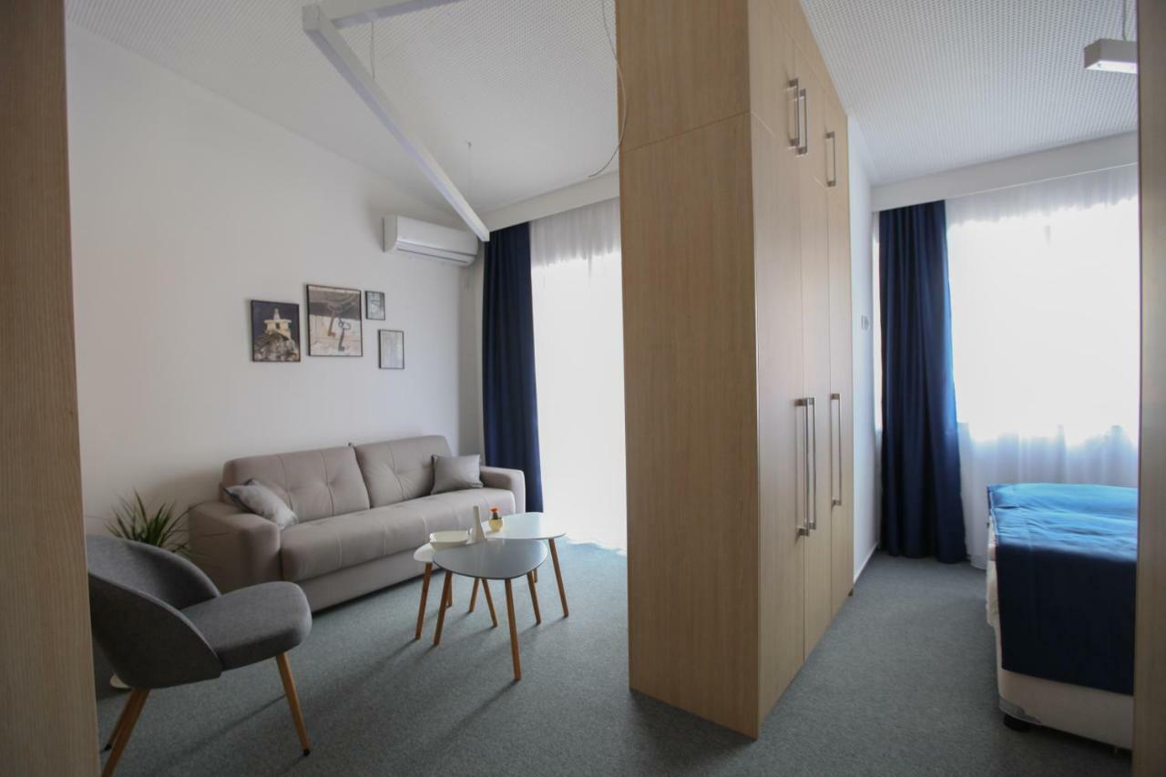 Luxury Apartments Tasa Требине Екстериор снимка