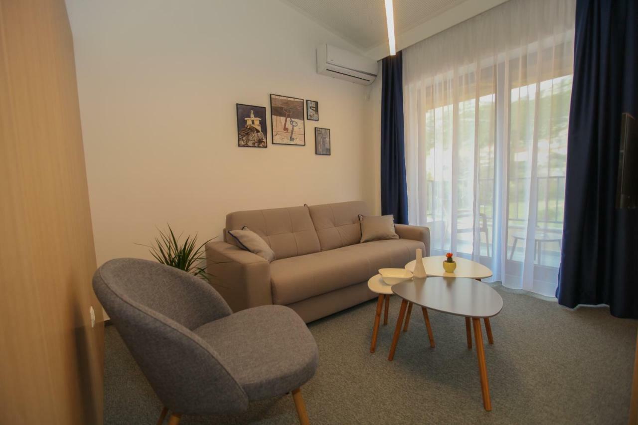 Luxury Apartments Tasa Требине Екстериор снимка