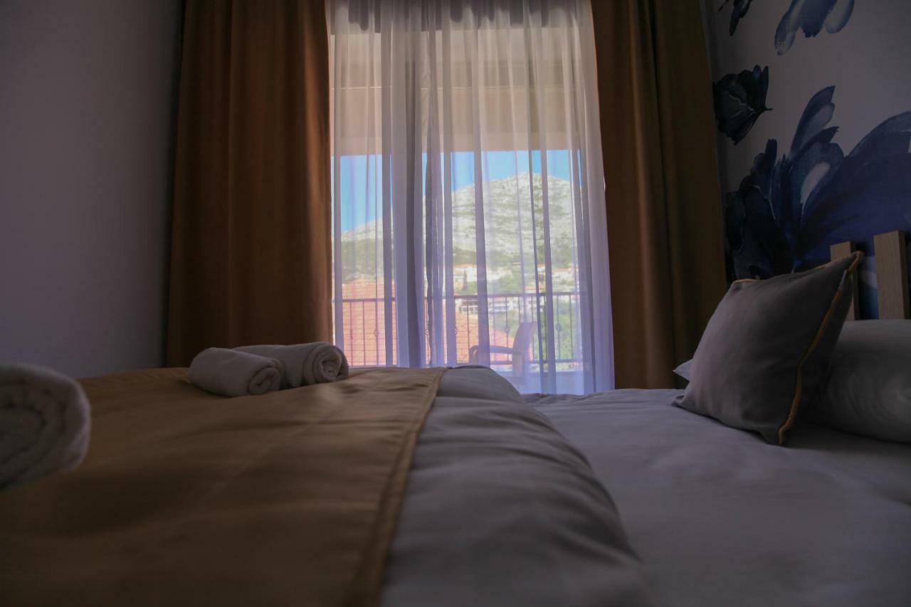 Luxury Apartments Tasa Требине Екстериор снимка