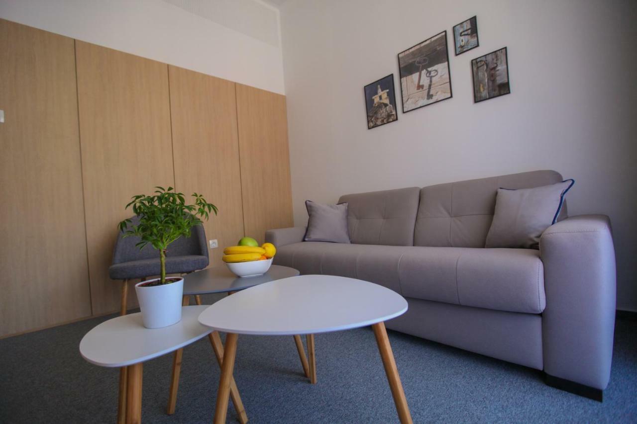 Luxury Apartments Tasa Требине Екстериор снимка
